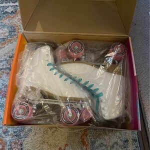 White Roller Skates with Pink Wheels